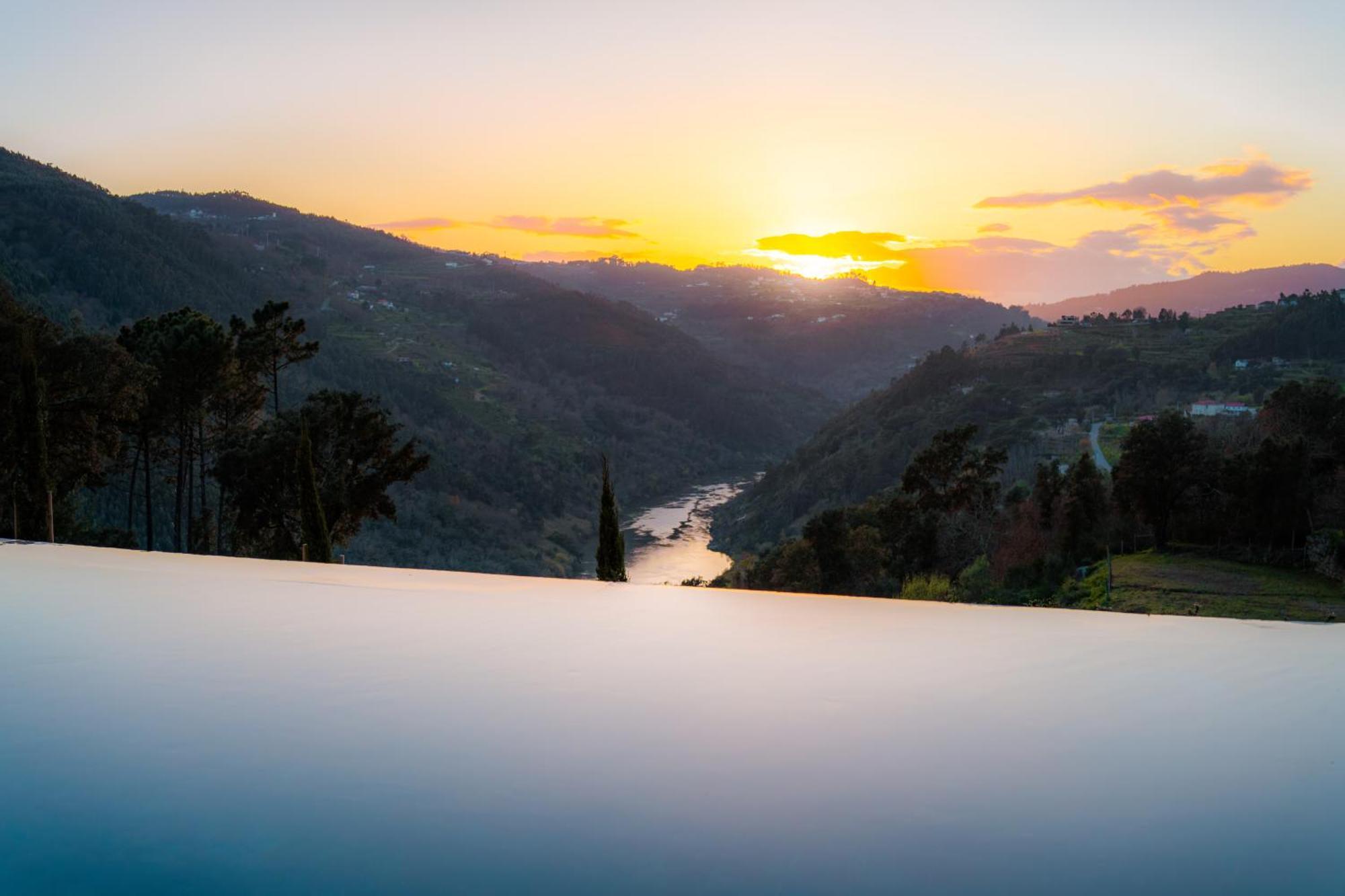 Javardo - Family House - Douro Penha Longa المظهر الخارجي الصورة